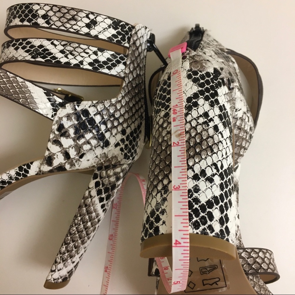 Python/ Snake Print High Heels - Picture 9 of 11
